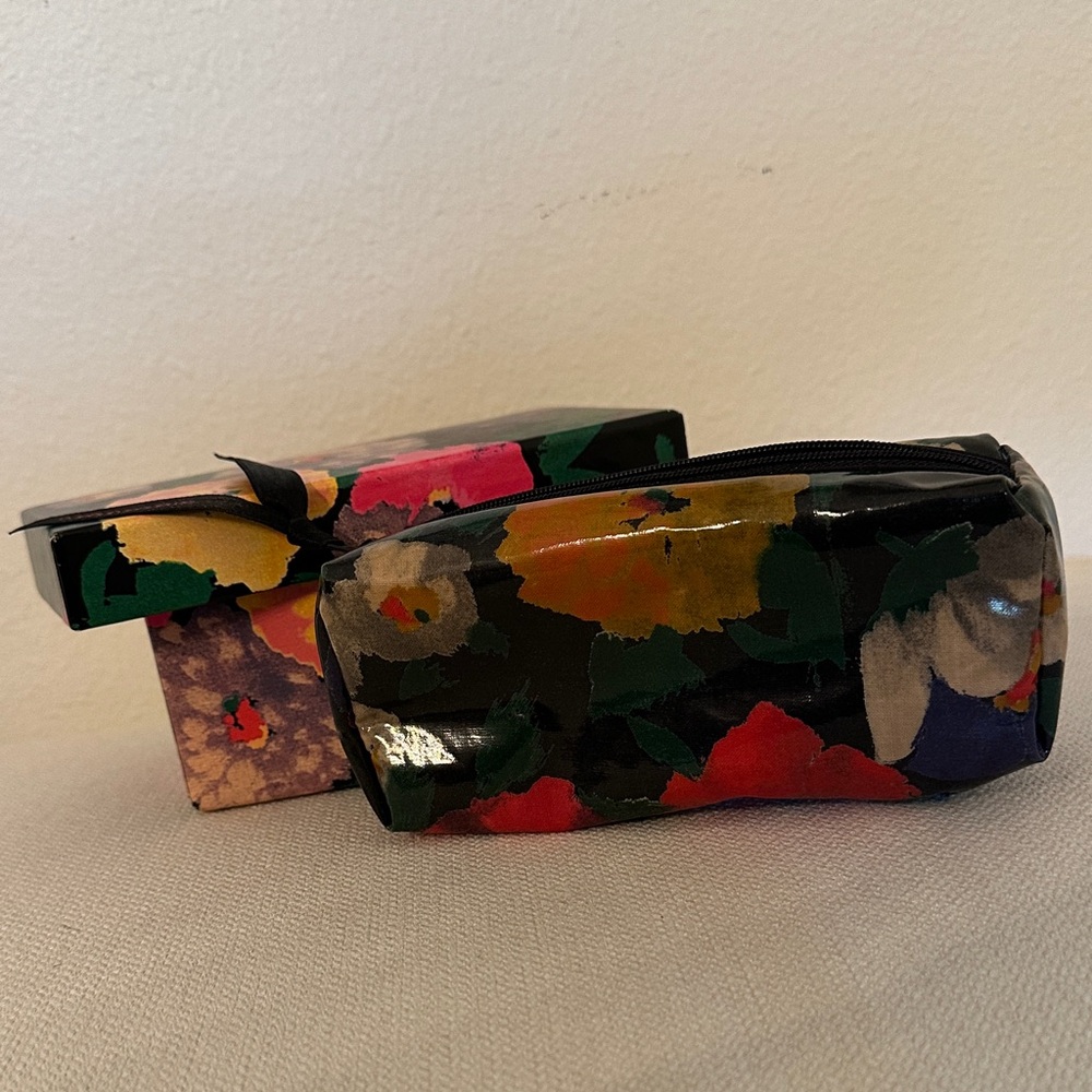 Emanuel Ungara Diva cosmetic jewelry zipper Floral Cosmetic Pouch with box gift